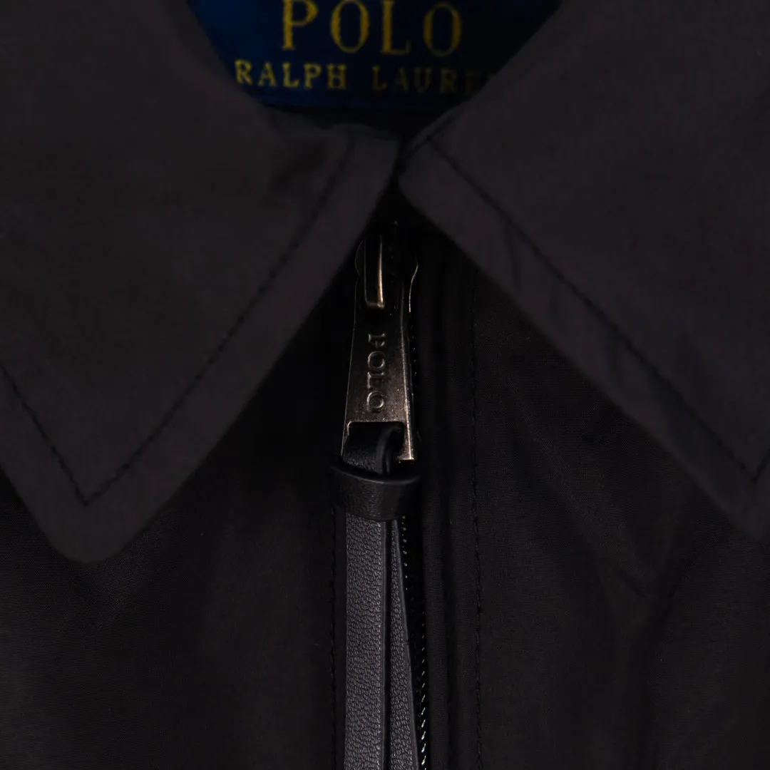 P360 zp version [exclusive supply] - Ralph Lauren/Ralph Lauren SS25 new double-layer windproof and water-repellent classic old cadre style light casual jacket - double-layer design, same color inside and outside S237 high-density micro-water-repellent craft fabric (100% T) ✅ | - Custom-woven double-layer rabbit velvet stitched thread, non-market misprinted mercerized cotton ✅ - Customized two-color webbing strip on the back collar, with zipper side pockets inside ✅ - POLO brand zipper, genuine leather zipper piece, dark and light two-color buttons ✅ - RL25SS new jacket fabric is made of lightweight polyester fiber, windproof and waterproof, more lightweight, suitable for traveling or daily outdoor sports, simple line design and wide and neat tailoring, unisex style for both men and women, good for commuting, classic and durable, Color: Black, Gray White, Light Card Size: S M L XL Number: WW10738